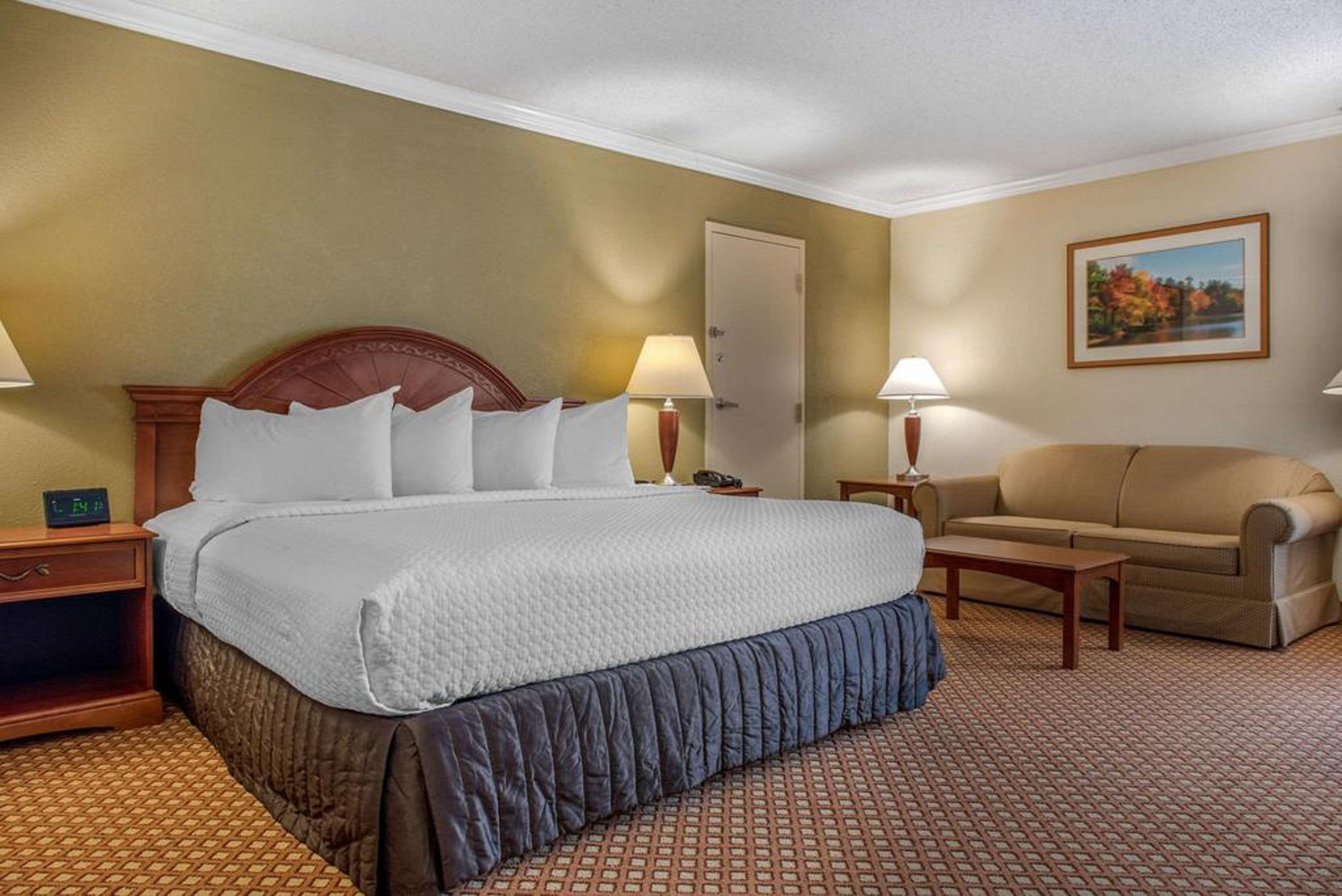 Quality Hotel Conference Center Cincinnati בלו אש מראה חיצוני תמונה